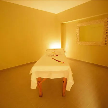 Meril Boutique Hotel